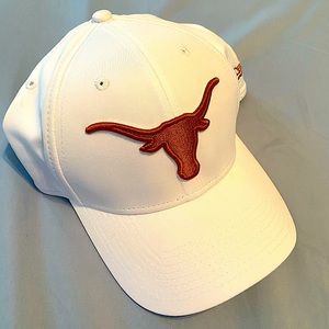 NEVER WORN! Texas Longhorn New Era 39THIRTY White FlexFit Hat (L/XL)